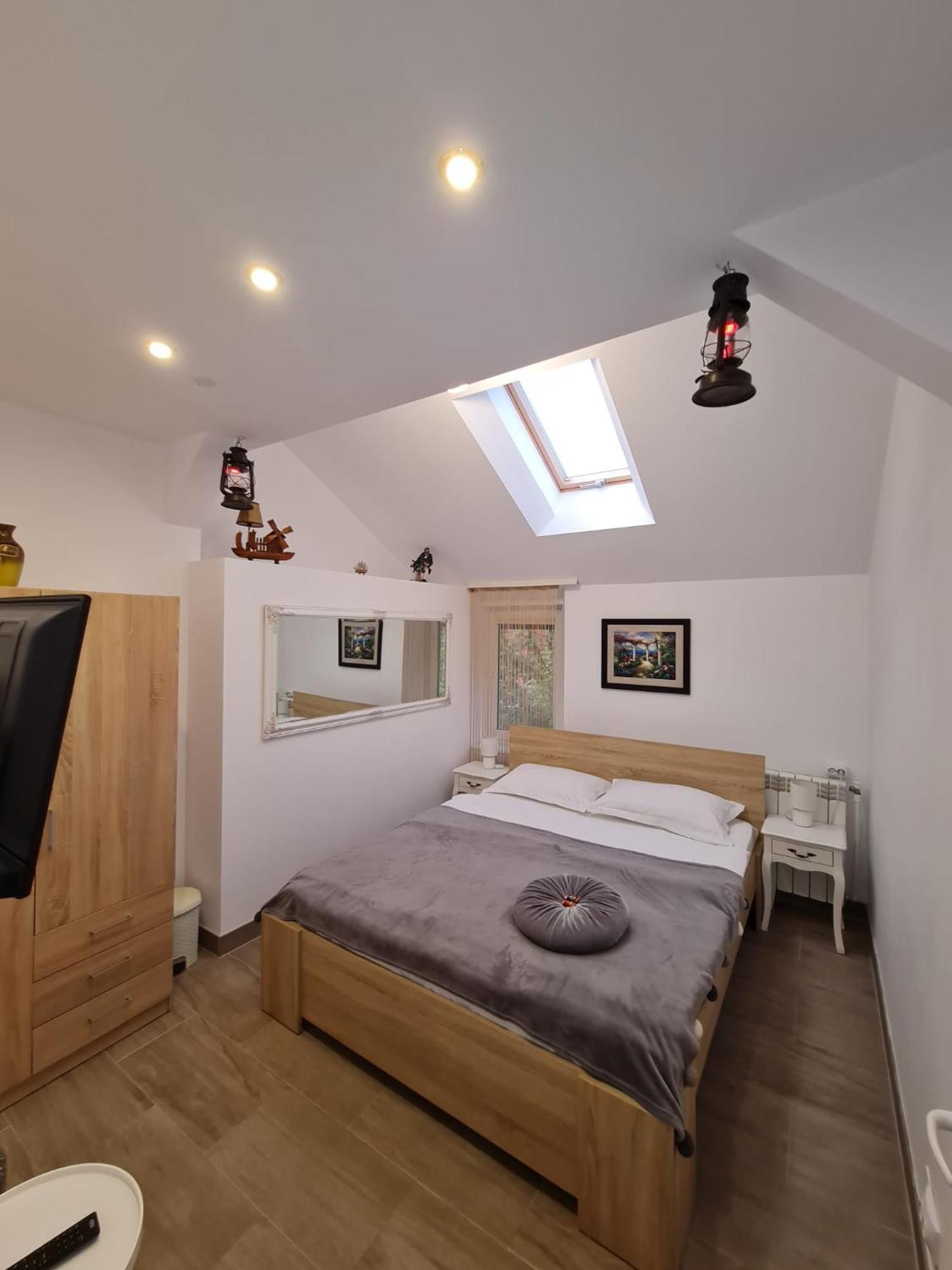 Ferienwohnung Casa Aryan Sînpetru Exterior foto
